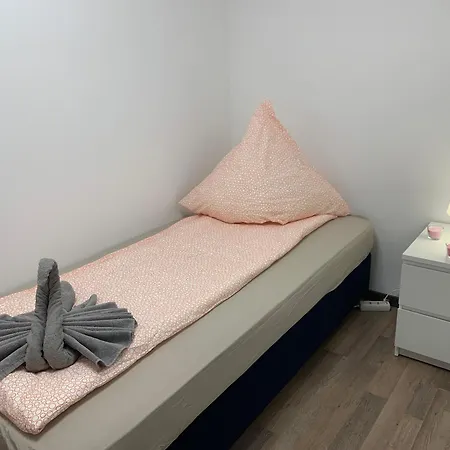 Aparment In Popular Neighborhood Apartamento